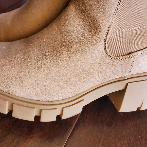 Madden Girl Boots - Picture 4 of 7